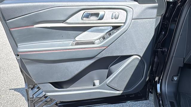 new 2025 Ford Explorer car, priced at $59,505