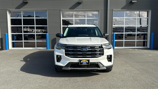 new 2025 Ford Explorer car, priced at $44,205