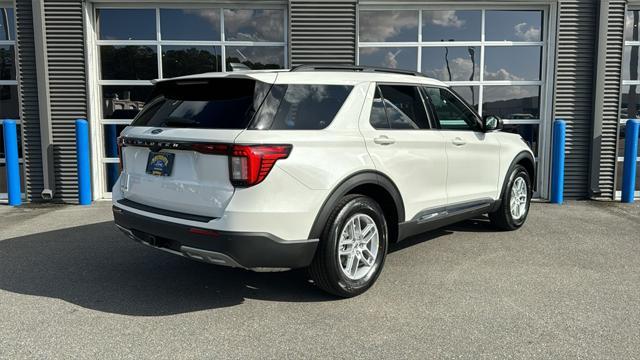 new 2025 Ford Explorer car, priced at $44,205