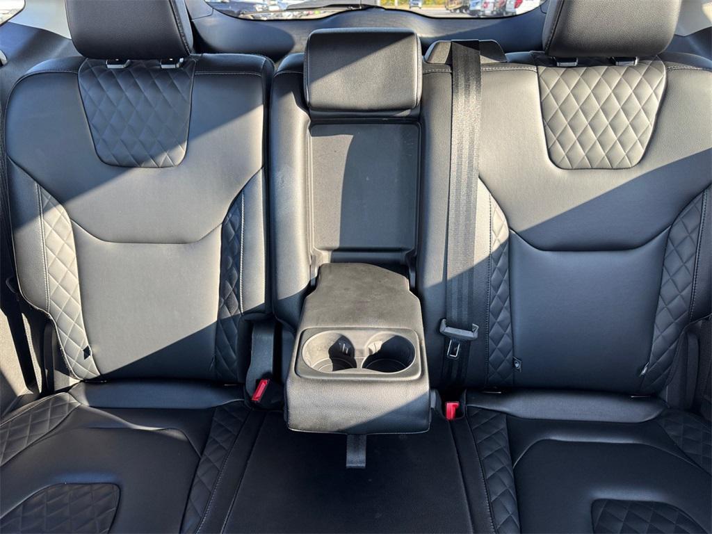 used 2024 Ford Edge car, priced at $29,999