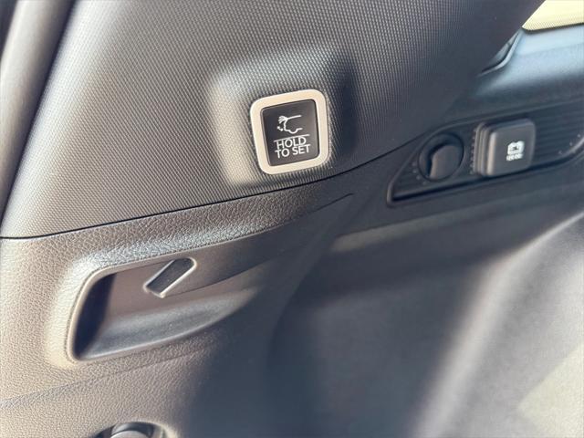used 2024 Jeep Grand Cherokee car, priced at $31,999