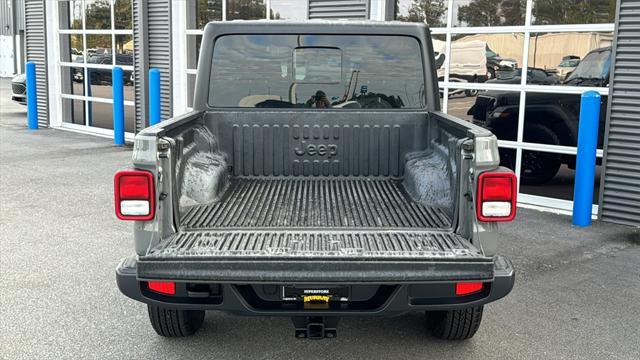 used 2023 Jeep Gladiator car, priced at $33,670