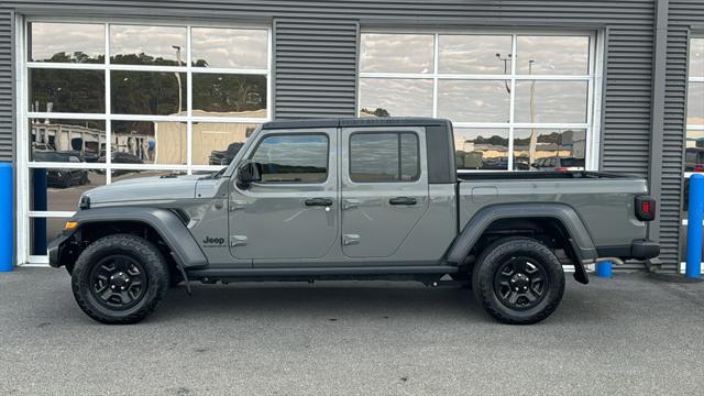 used 2023 Jeep Gladiator car, priced at $33,670