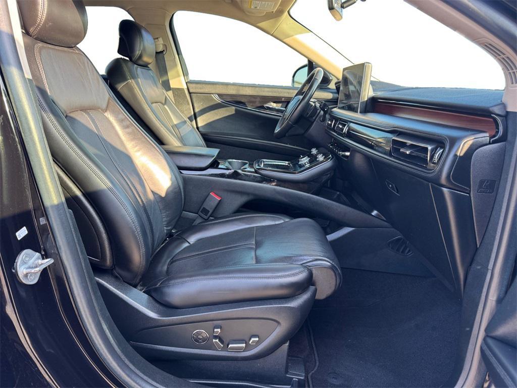 used 2021 Lincoln Nautilus car, priced at $27,699