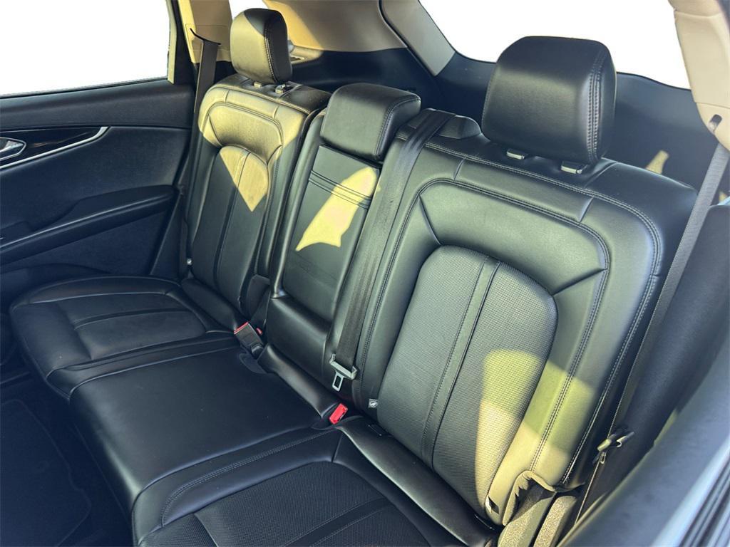 used 2021 Lincoln Nautilus car, priced at $27,699