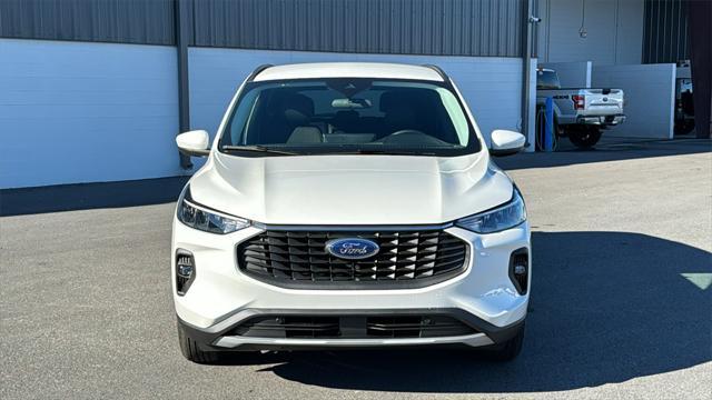 new 2024 Ford Escape car, priced at $32,990