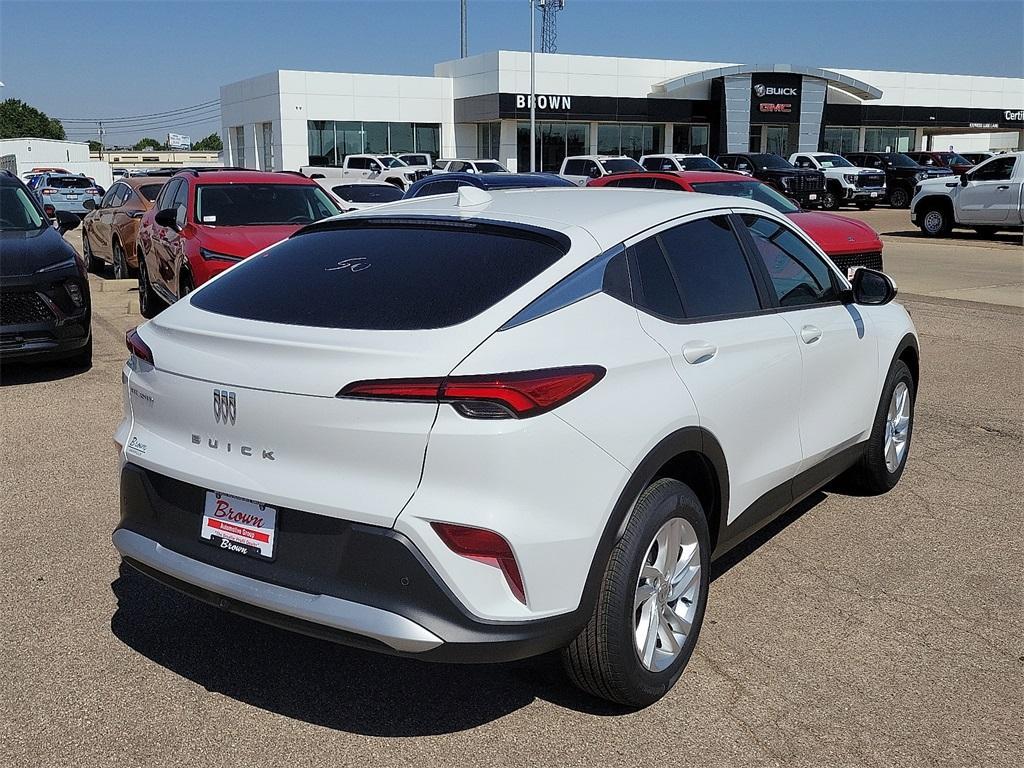 new 2025 Buick Envista car, priced at $24,834