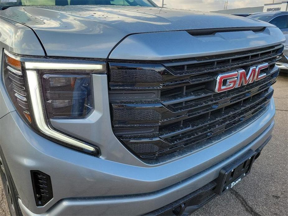 new 2025 GMC Sierra 1500 car, priced at $56,303