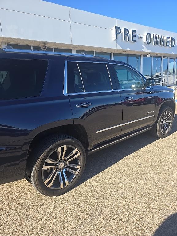 used 2019 GMC Yukon car