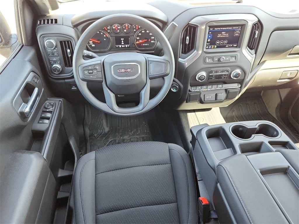 new 2025 GMC Sierra 1500 car, priced at $46,696