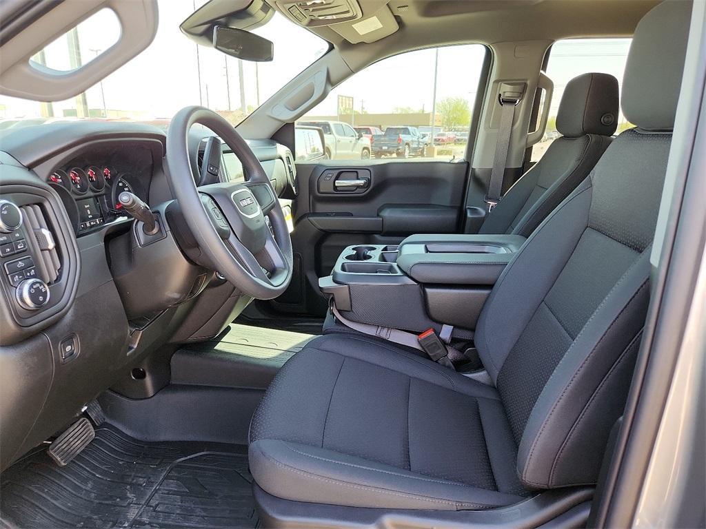new 2025 GMC Sierra 1500 car, priced at $46,696