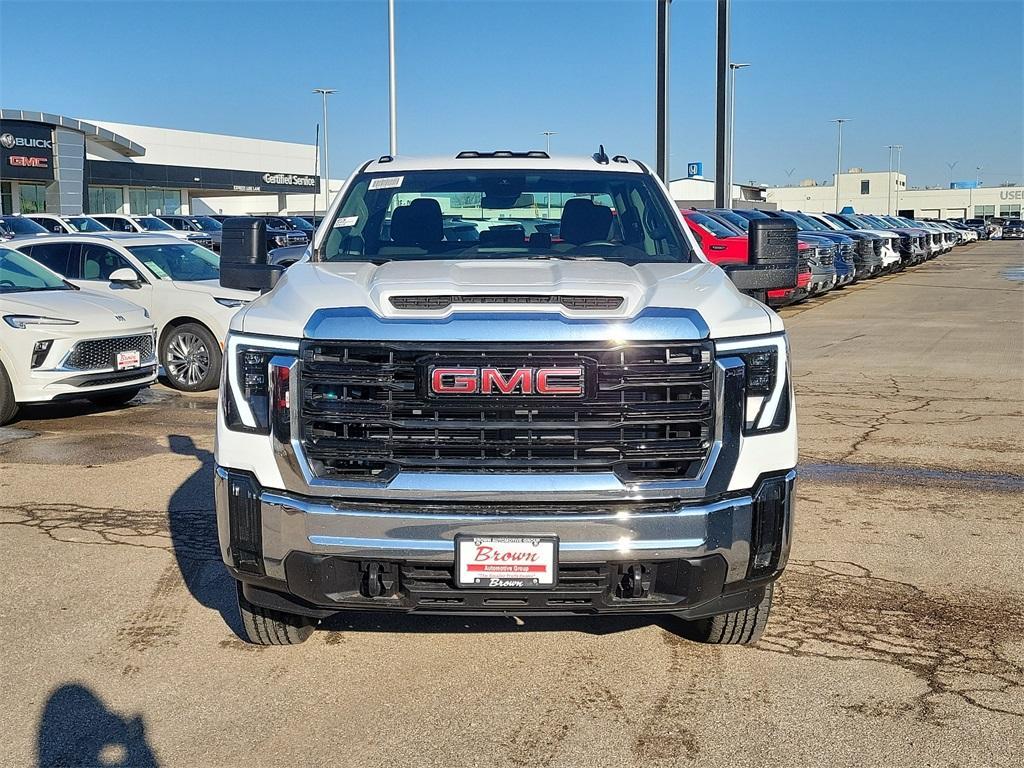 new 2025 GMC Sierra 2500 car, priced at $51,422