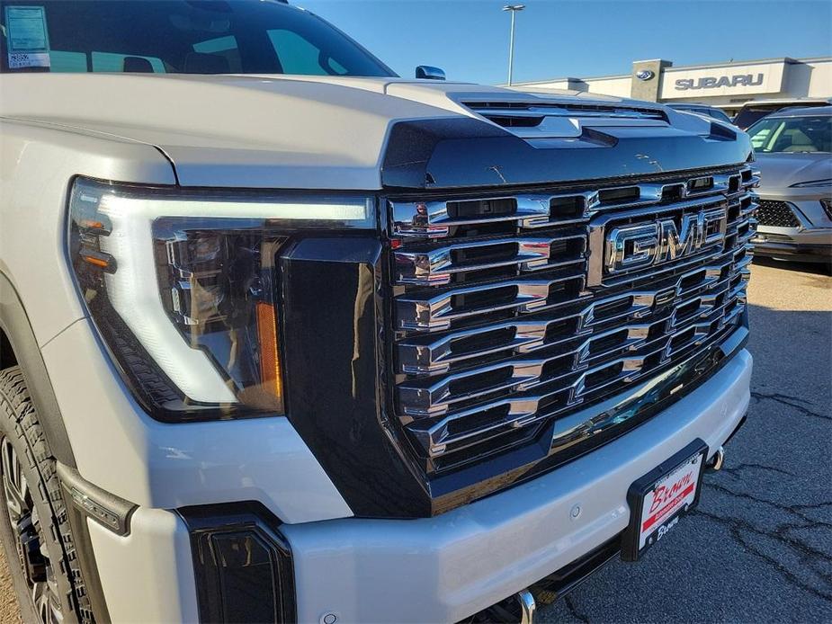 new 2025 GMC Sierra 2500 car, priced at $92,012