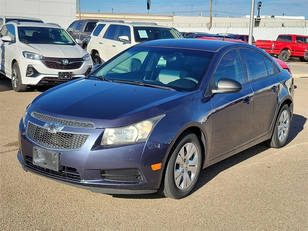 used 2014 Chevrolet Cruze car, priced at $8,268