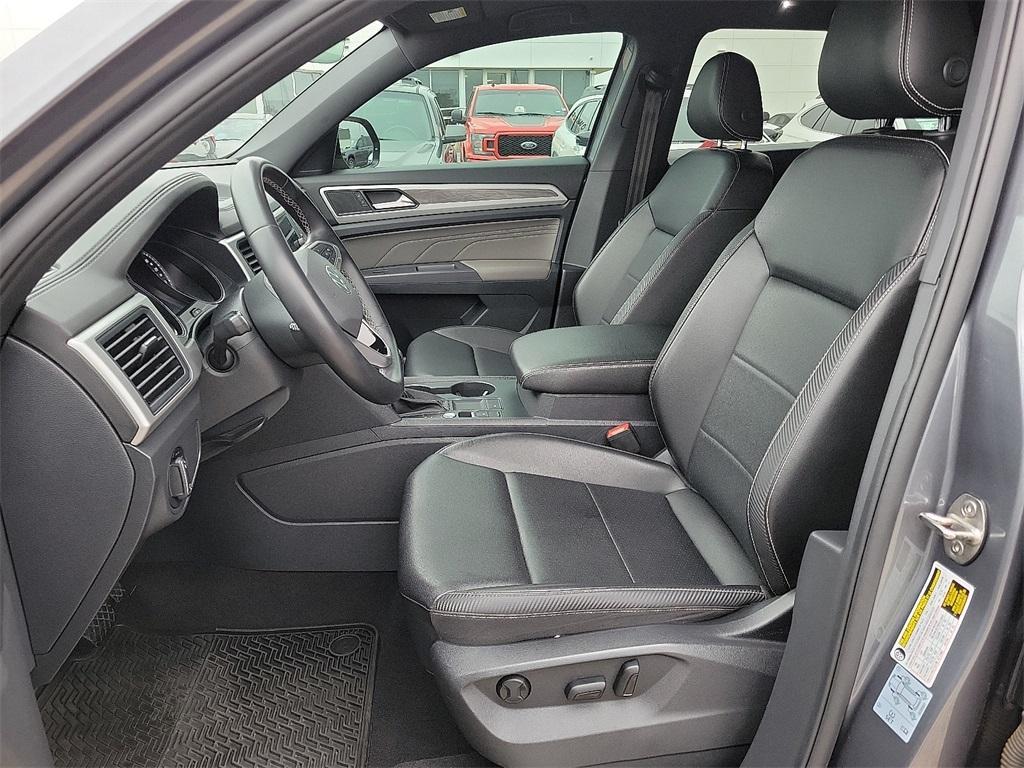 used 2021 Volkswagen Atlas Cross Sport car, priced at $23,371