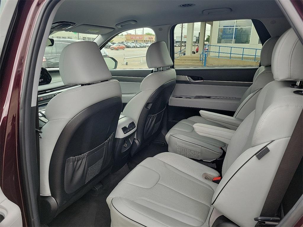 used 2024 Hyundai Palisade car, priced at $34,979