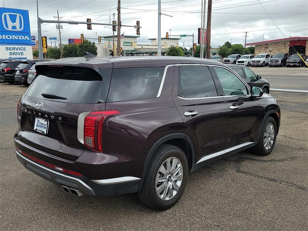 used 2024 Hyundai Palisade car, priced at $34,979