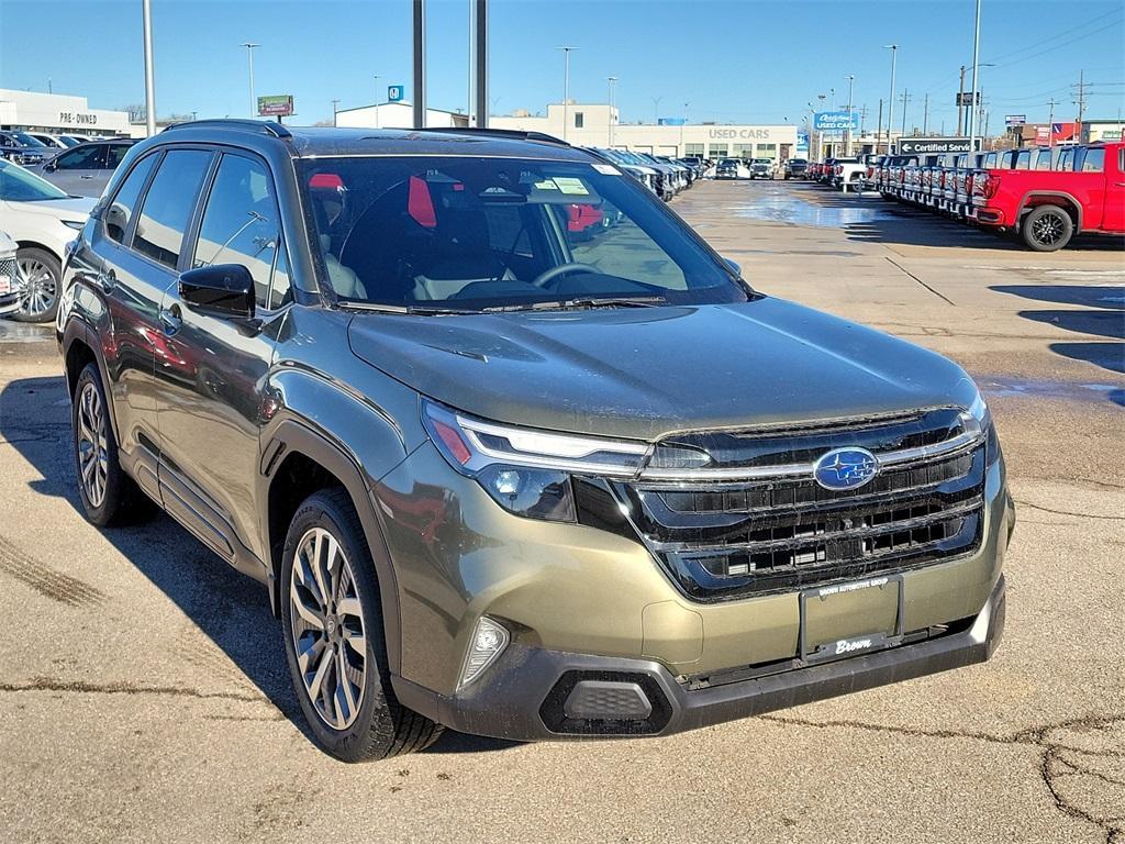 new 2025 Subaru Forester car, priced at $40,201