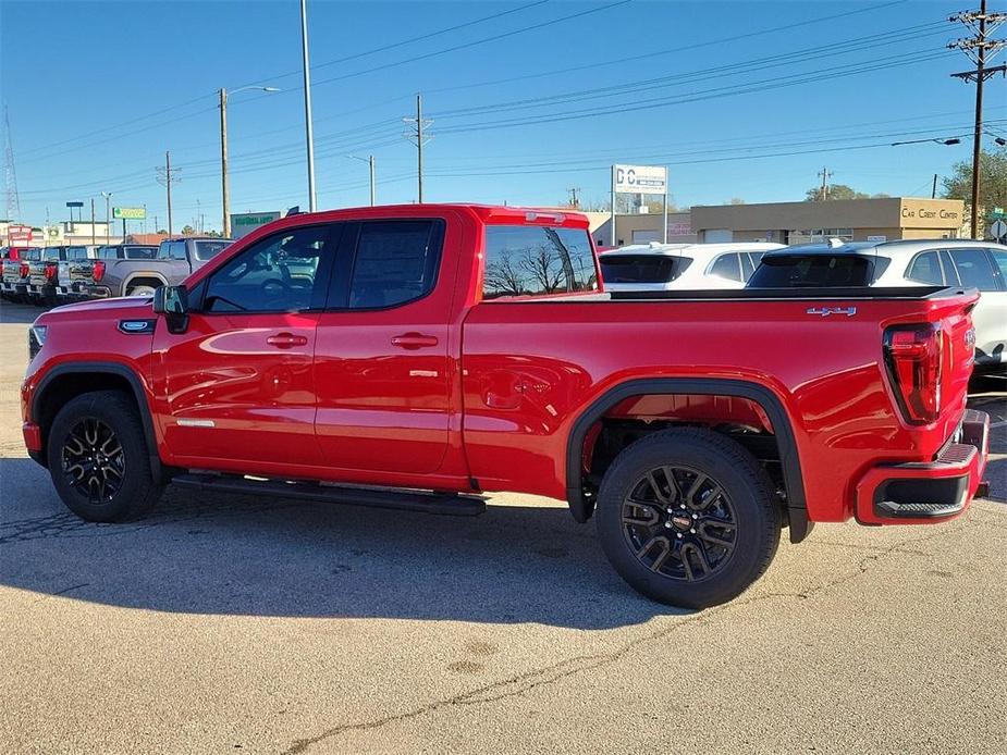 new 2025 GMC Sierra 1500 car, priced at $52,814