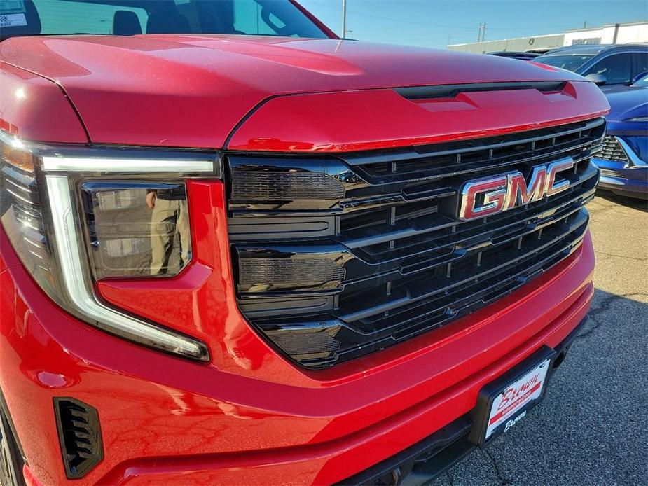 new 2025 GMC Sierra 1500 car, priced at $52,814