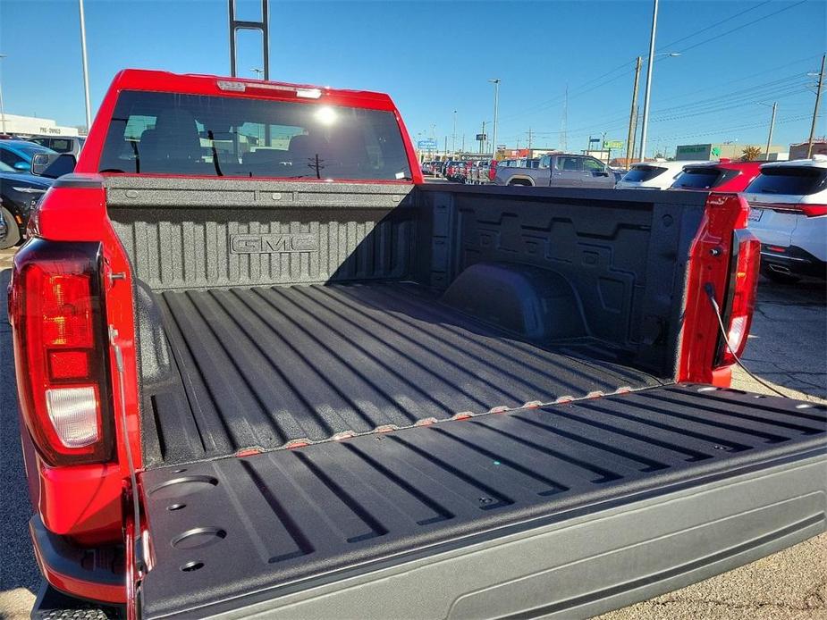 new 2025 GMC Sierra 1500 car, priced at $52,814