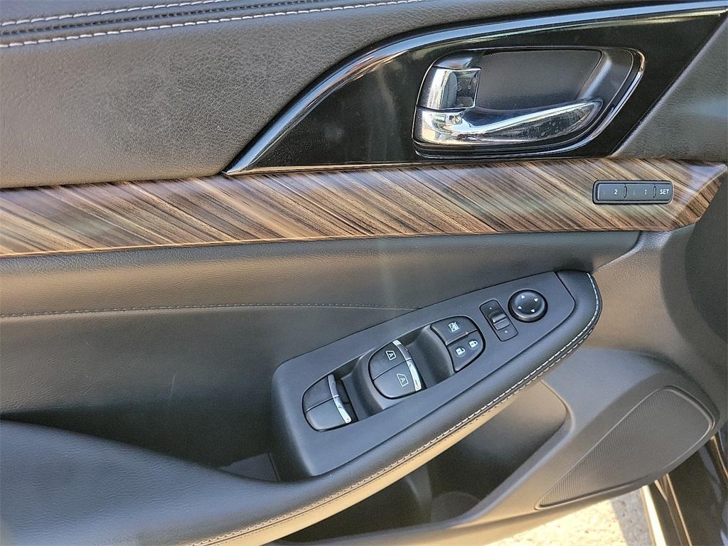 used 2016 Nissan Maxima car, priced at $17,145