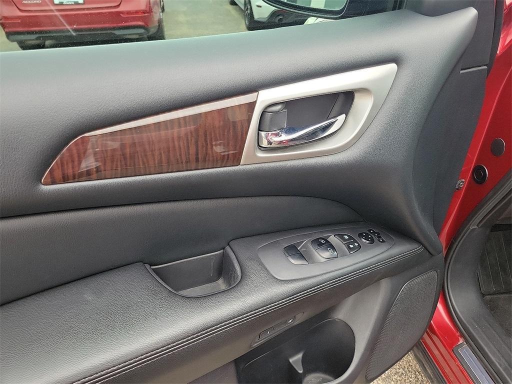 used 2014 Nissan Pathfinder car, priced at $7,447