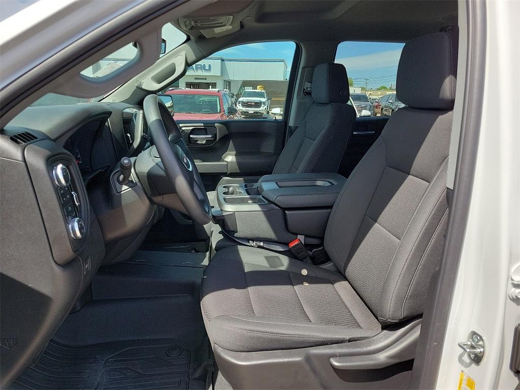 new 2025 GMC Sierra 1500 car, priced at $50,328