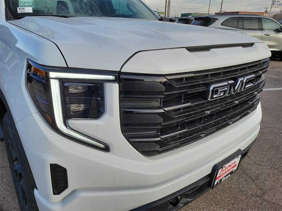 new 2025 GMC Sierra 1500 car, priced at $58,754