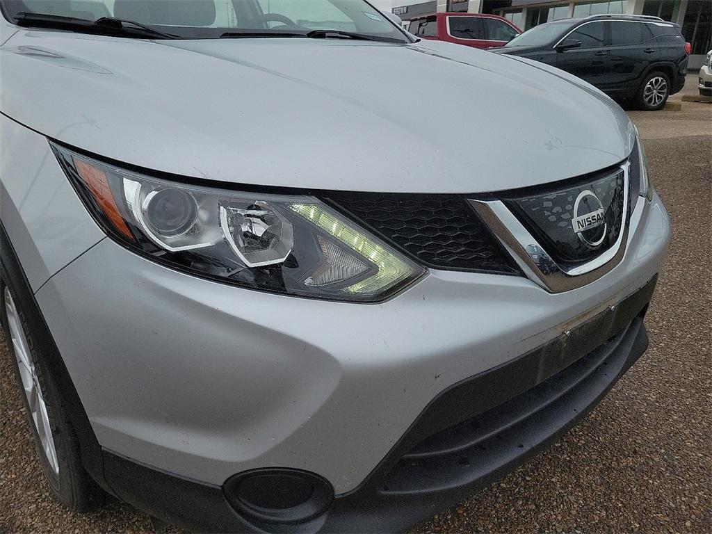 used 2018 Nissan Rogue Sport car, priced at $17,500