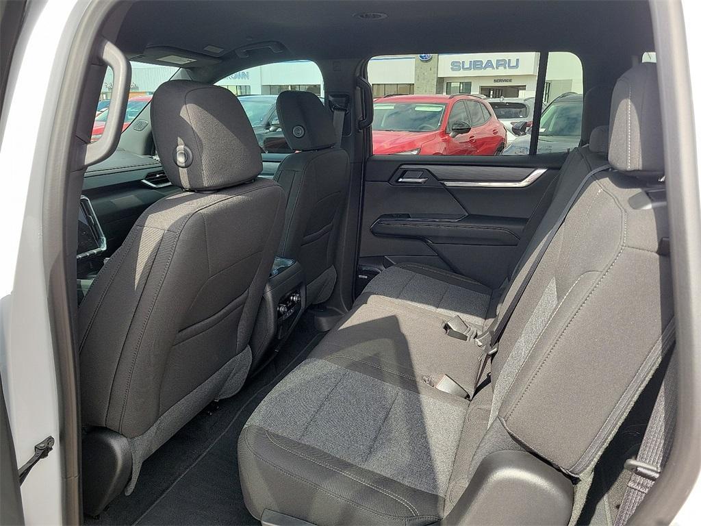 new 2025 GMC Acadia car, priced at $45,700