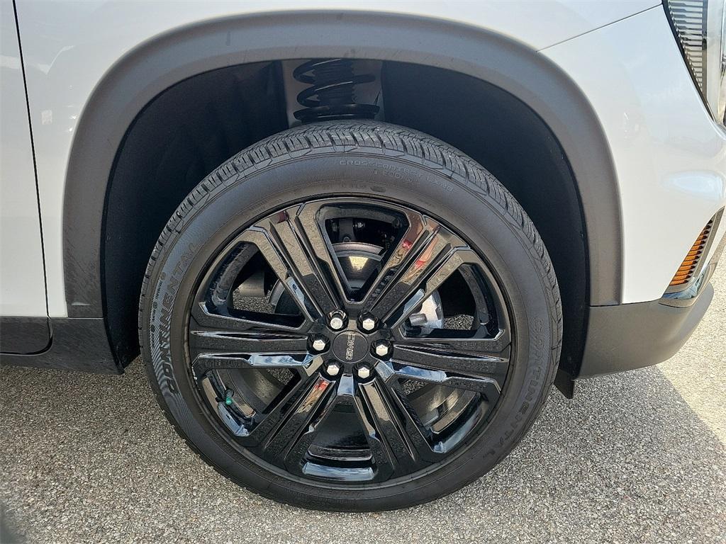 new 2025 GMC Acadia car, priced at $45,700