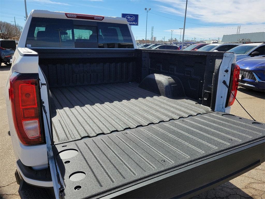 new 2025 GMC Sierra 1500 car, priced at $61,399