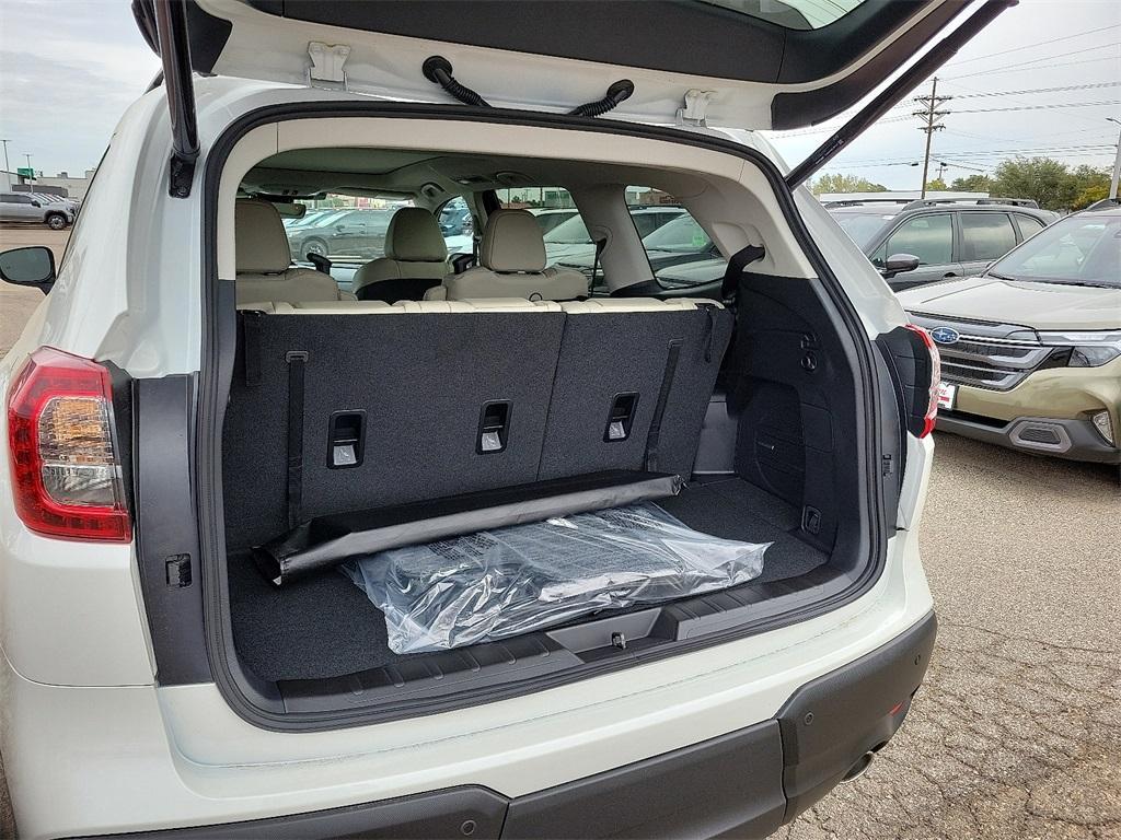 new 2025 Subaru Ascent car, priced at $46,859