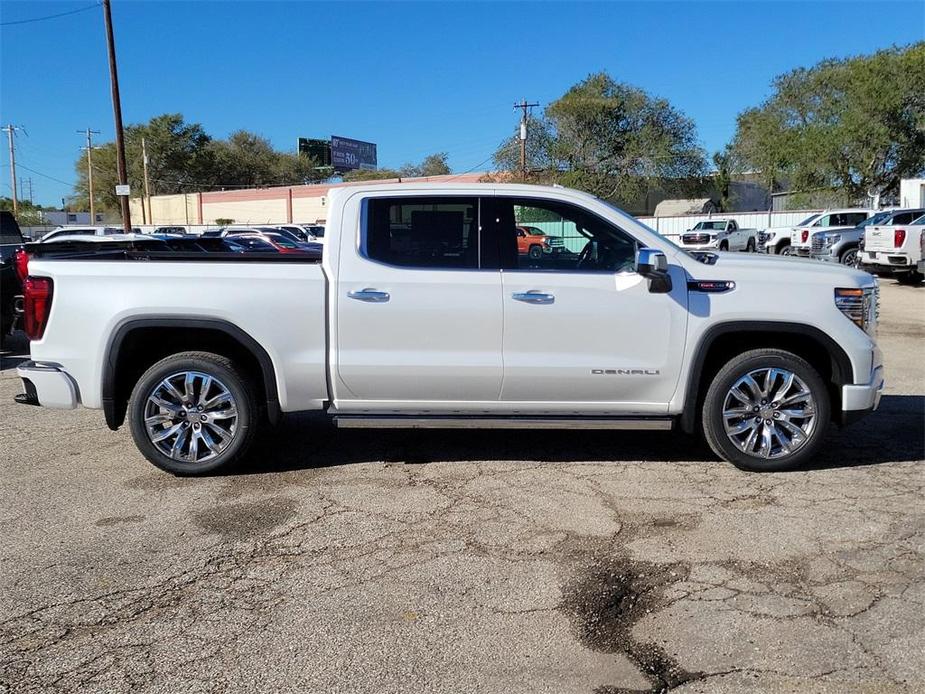 new 2025 GMC Sierra 1500 car, priced at $76,797