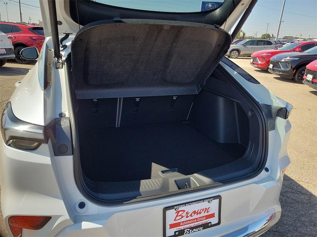 new 2025 Buick Envista car, priced at $31,594