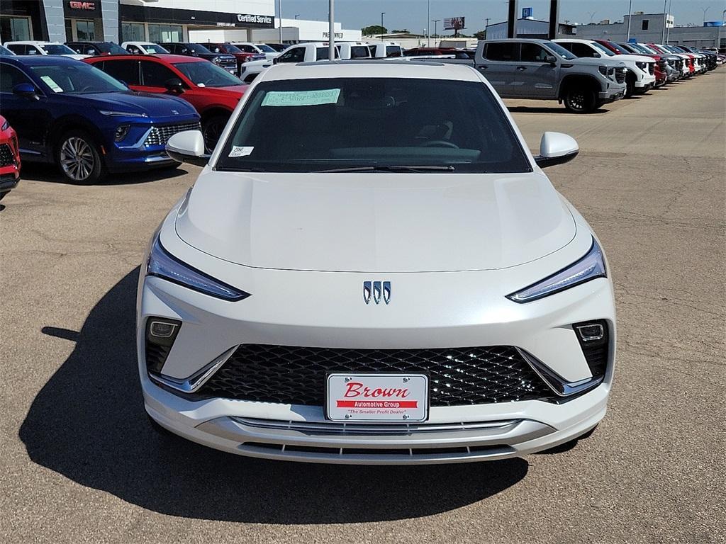 new 2025 Buick Envista car, priced at $31,594