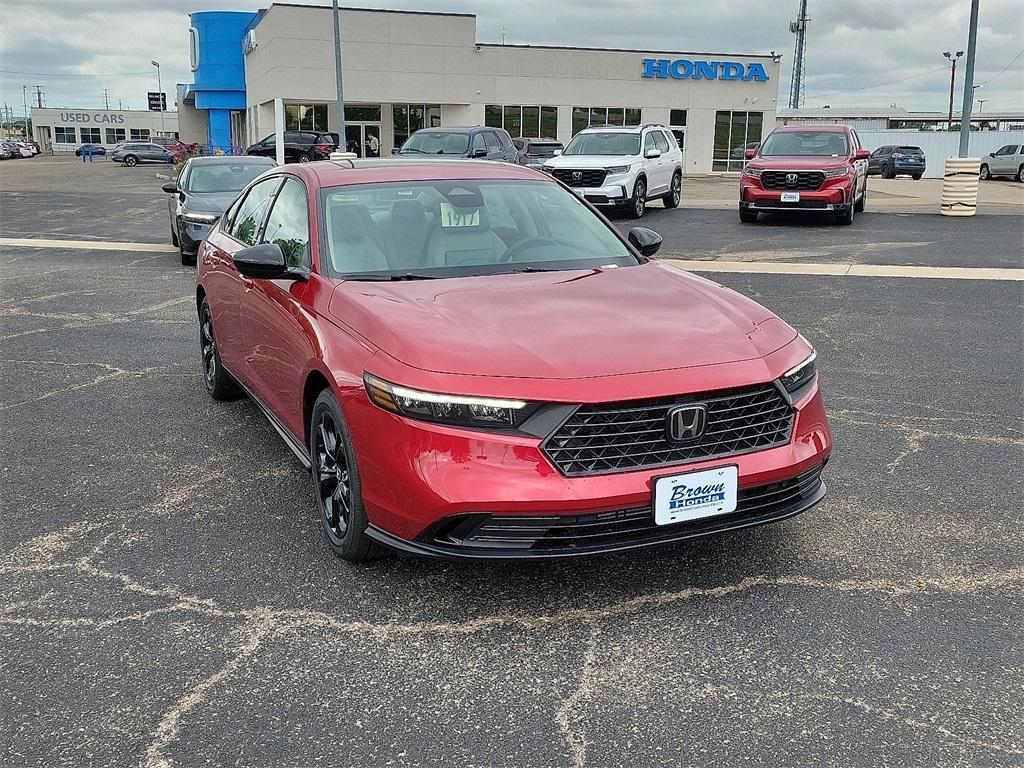 new 2025 Honda Accord car, priced at $31,895