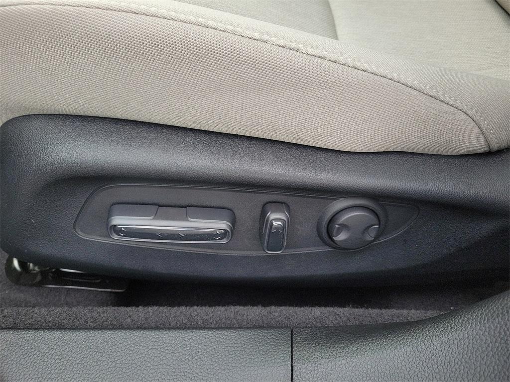 new 2025 Honda Accord car, priced at $31,895
