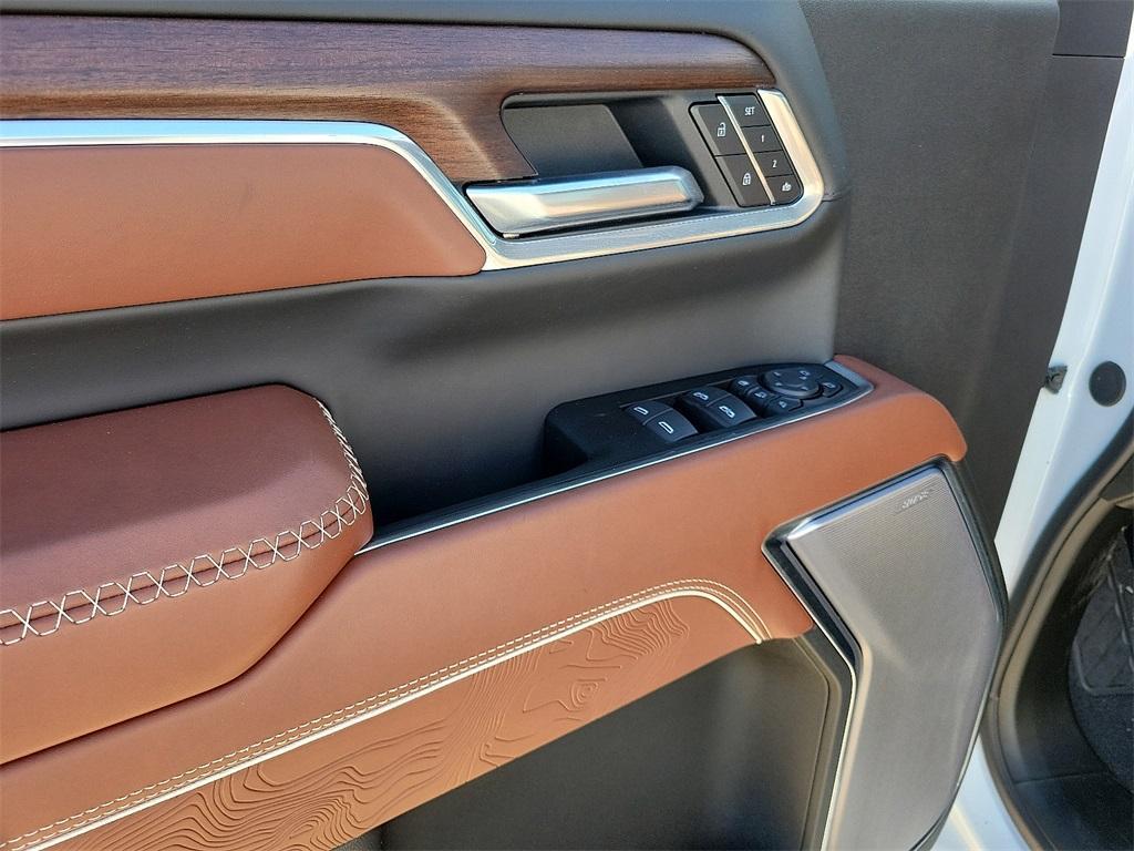 new 2026 GMC Sierra 2500 car, priced at $93,513