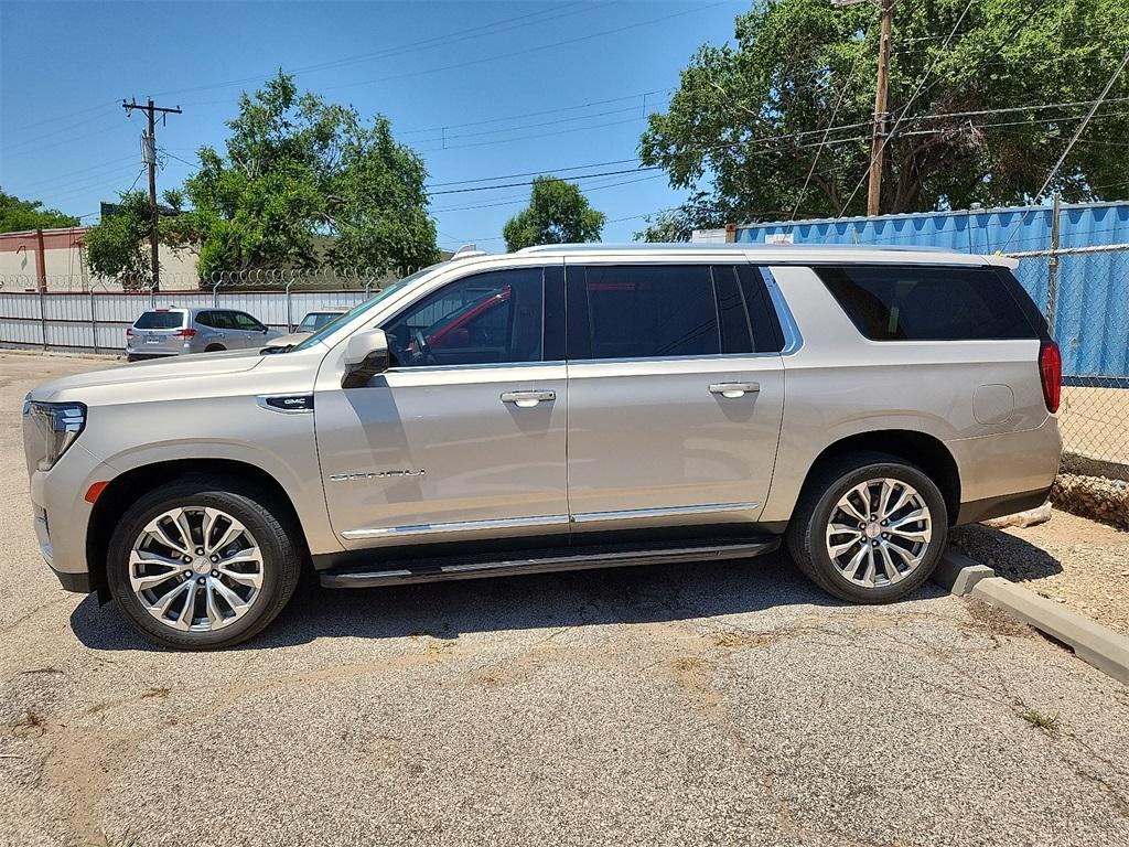 used 2021 GMC Yukon XL car, priced at $48,000