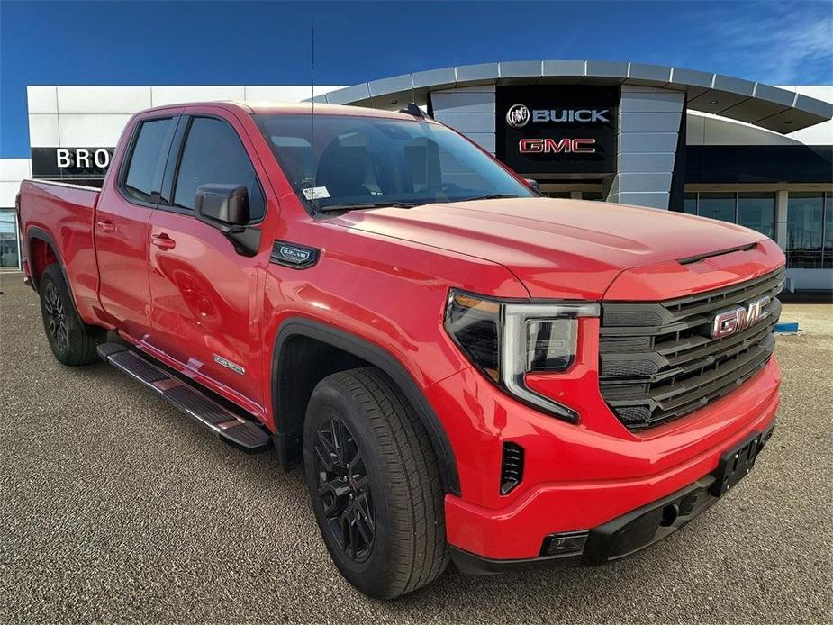 new 2025 GMC Sierra 1500 car, priced at $57,303