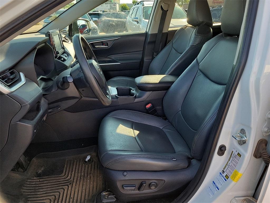 used 2022 Toyota RAV4 Hybrid car, priced at $33,201