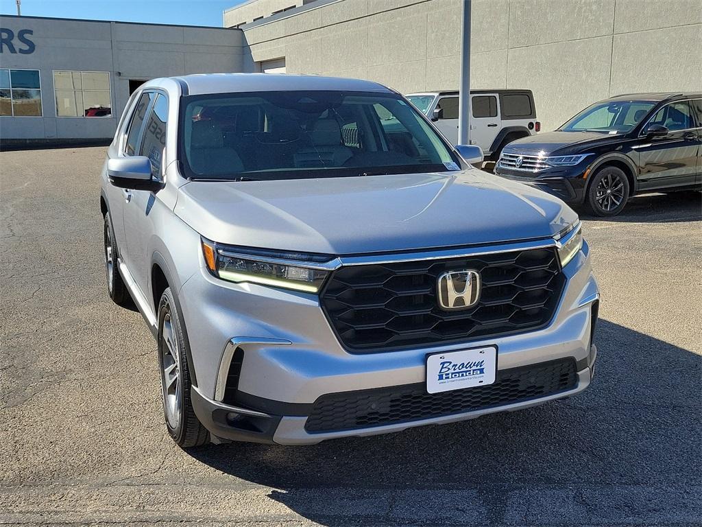 used 2023 Honda Pilot car, priced at $34,340