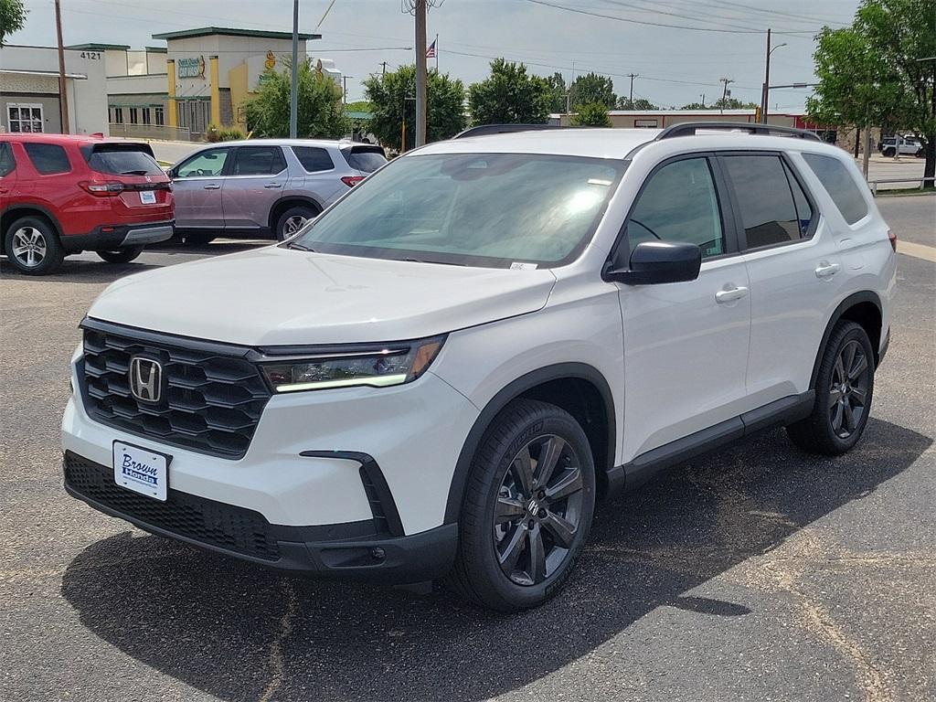 new 2025 Honda Pilot car, priced at $43,995