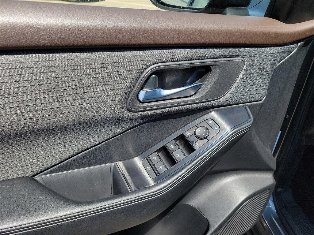 used 2023 Nissan Rogue car, priced at $22,340