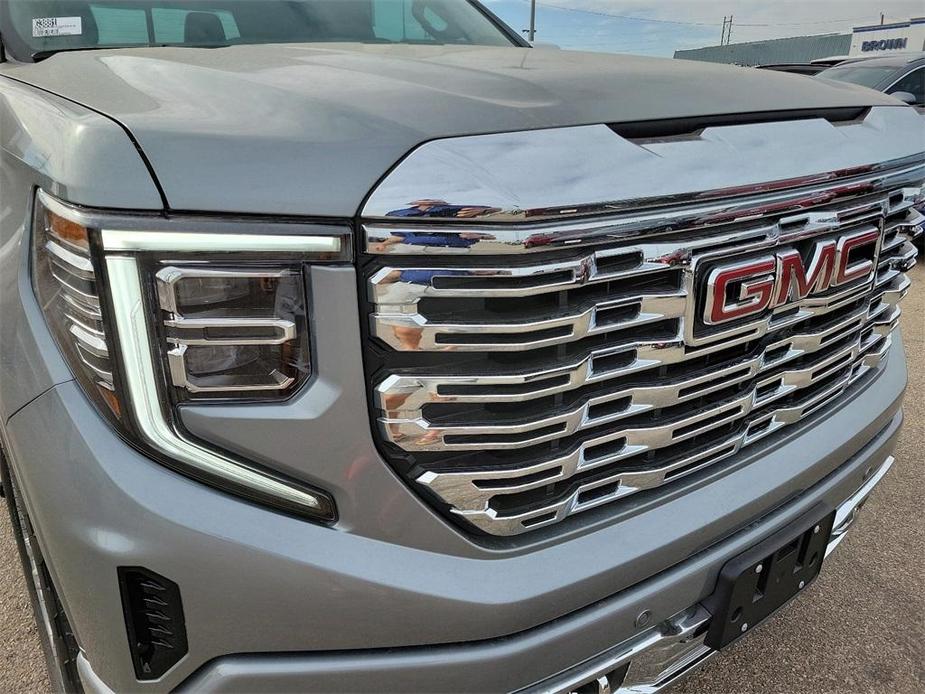 new 2025 GMC Sierra 1500 car, priced at $74,807