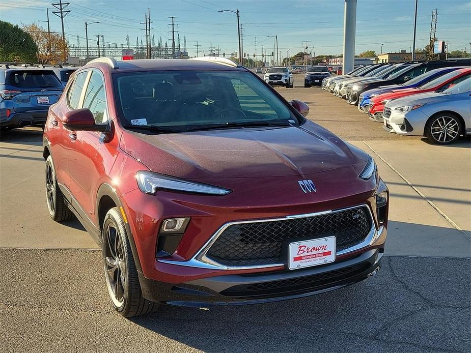 new 2025 Buick Encore GX car, priced at $30,802