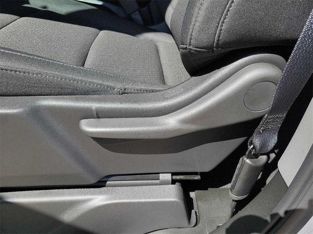 new 2025 GMC Sierra 1500 car, priced at $38,641