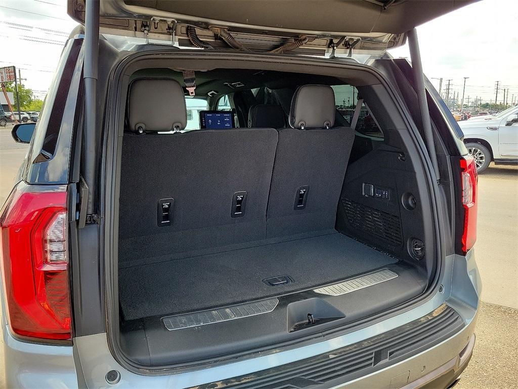 used 2025 GMC Yukon car, priced at $93,603